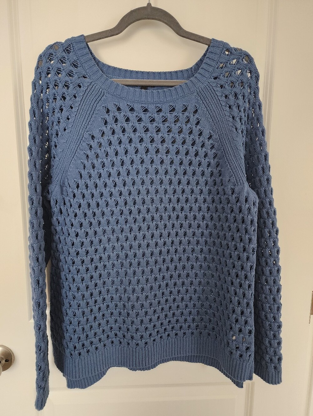 Talbots Perforated Knit Crew Sweater in Denim Blue Size XL Petite.